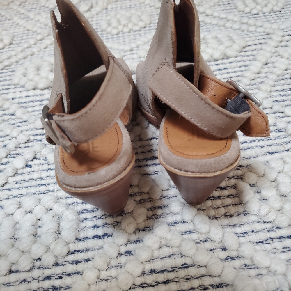 NEW Frye Courtney Sling Suede Peep Toe Bootie Shoes Country Boho Ash Size 6.5 - Picture 7 of 13